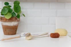 Andree Jardin Traditional Wooden Washing Up Brush