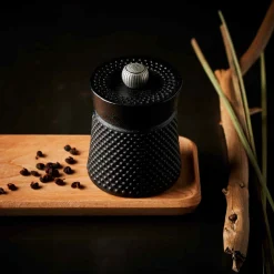 Peugeot Bali Fonte Cast Iron Pepper Mill Black, 8cm